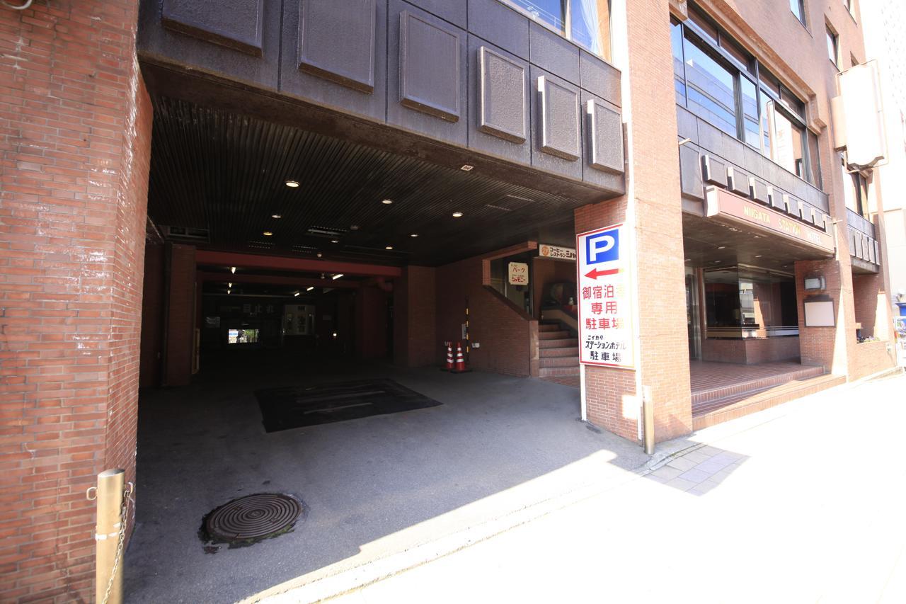 Niigata Station Hotel Exterior foto